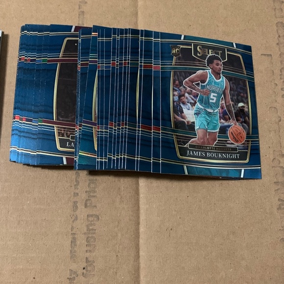 LOT OF (55) VARIOUS NBA MOSAIC/SELECT HALO CARDS- ROOKIES & VETS PLUS FREE GIFT - Picture 2 of 4